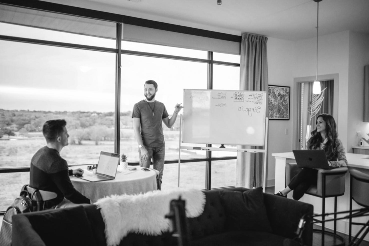 Detaillierte Analyse und Strategieentwicklung